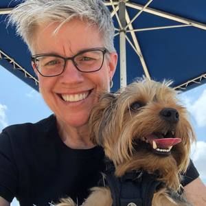 Meet your Posher, Carol